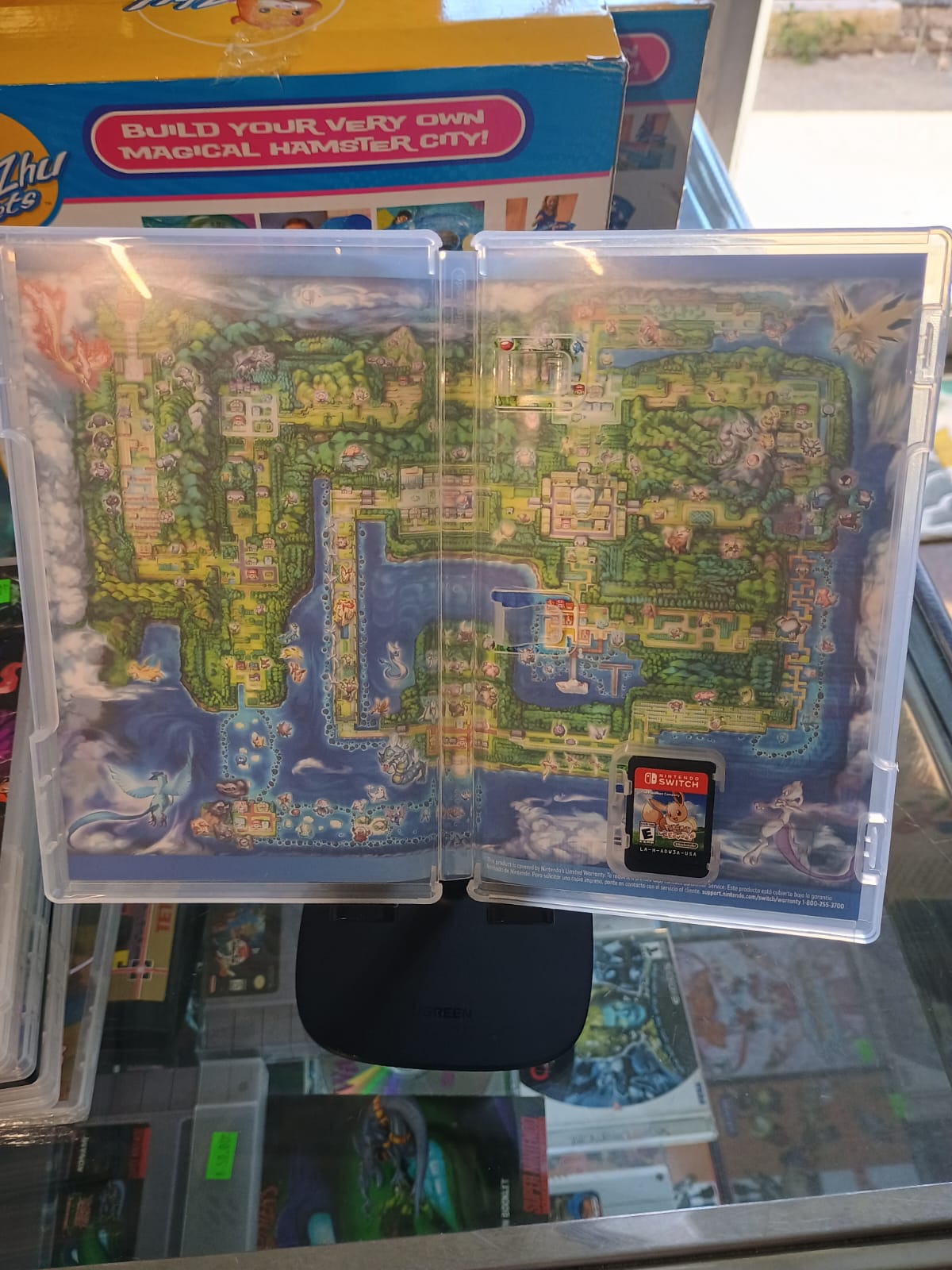 Pokemon Let's Go, Eevee! - Nintendo Switch