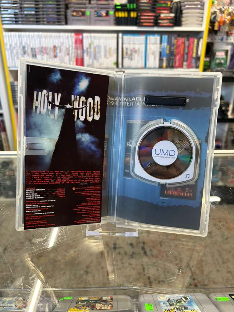 Marilyn Manson – Guns, God and Government World Tour (UMD Music for PSP) - PlayStation Portable